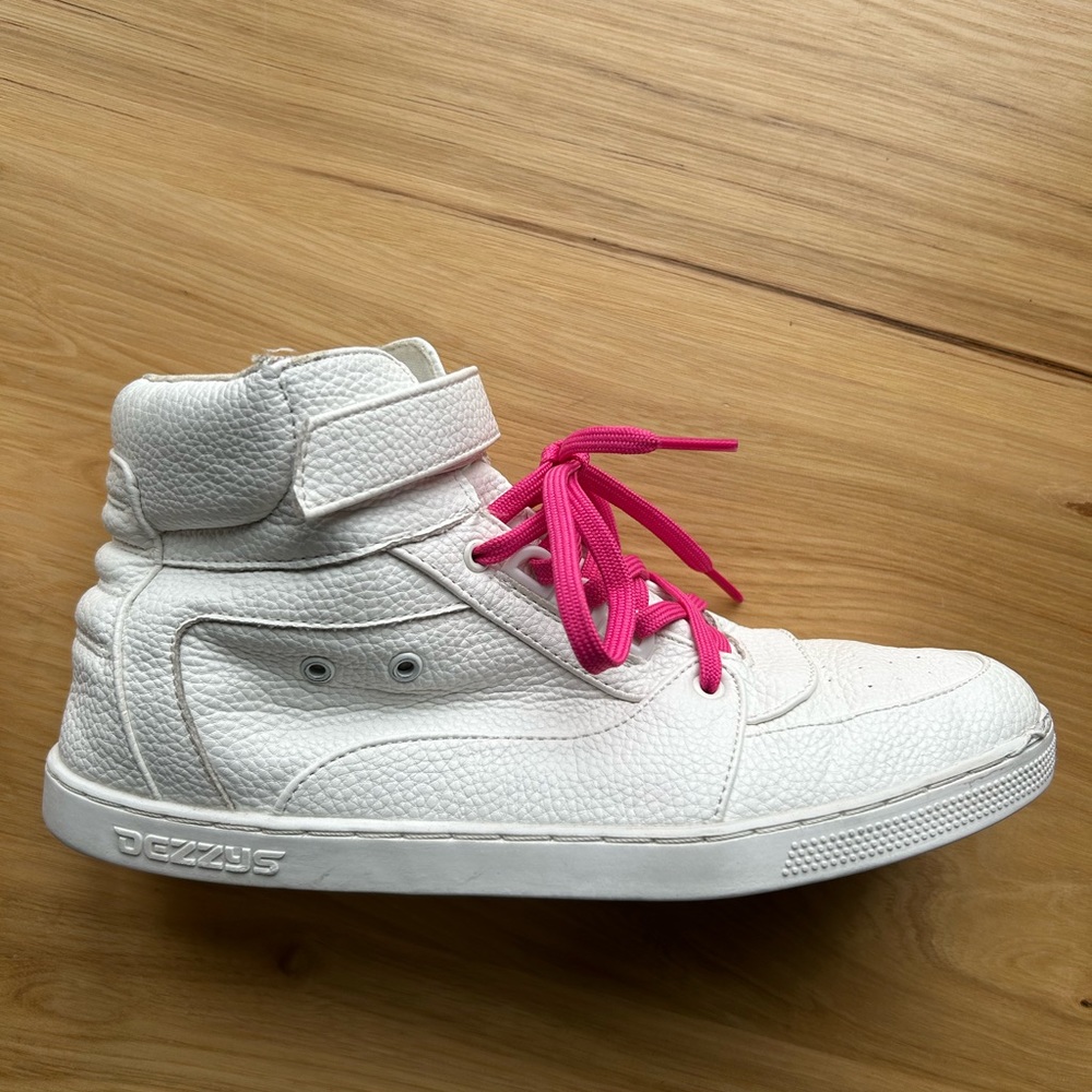 DEZZY Footwear Hi Top Sneakers White pink laces tennis shoes DZ0004  size 8